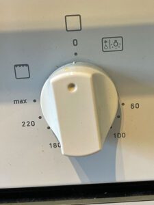 Picture of a dial you can control