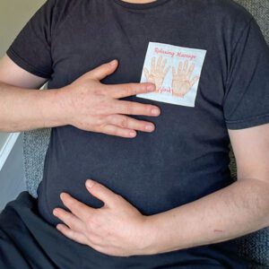 Diaphragmatic breathing photo 1 hand on sternum other hand on stomach